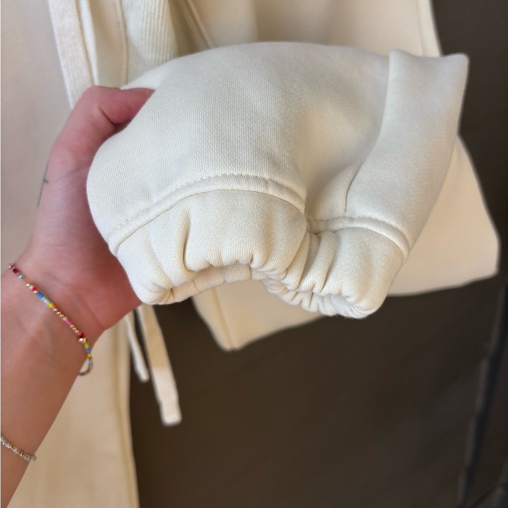 Essentials Sweatpants | L - Picture 7 of 12
